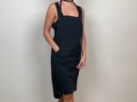 
                  
                    Load and play video in Gallery viewer, 211.18.05 Dress Face To Face 100% Cotton Plain Black
                  
                