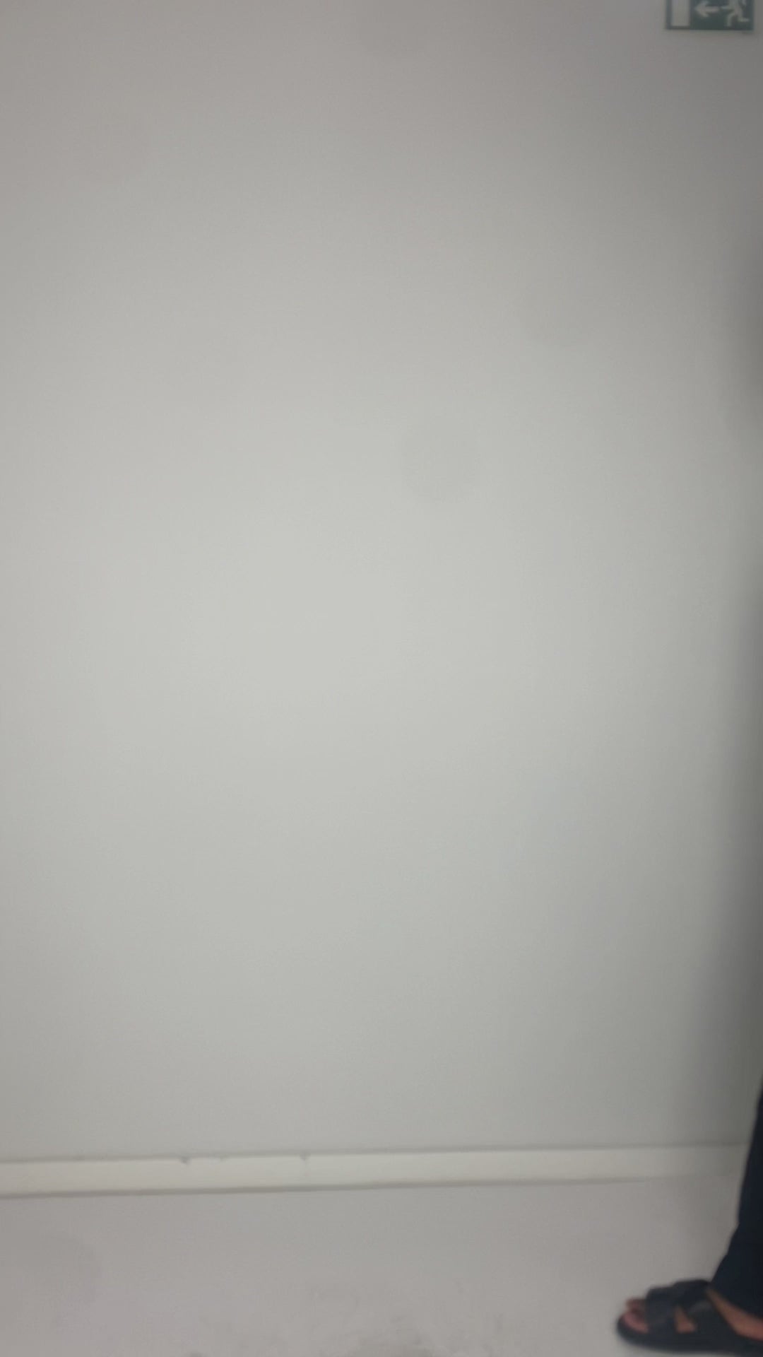 
                  
                    Load and play video in Gallery viewer, 261.02.13 95% CO 5% EA 100 BLACK
                  
                