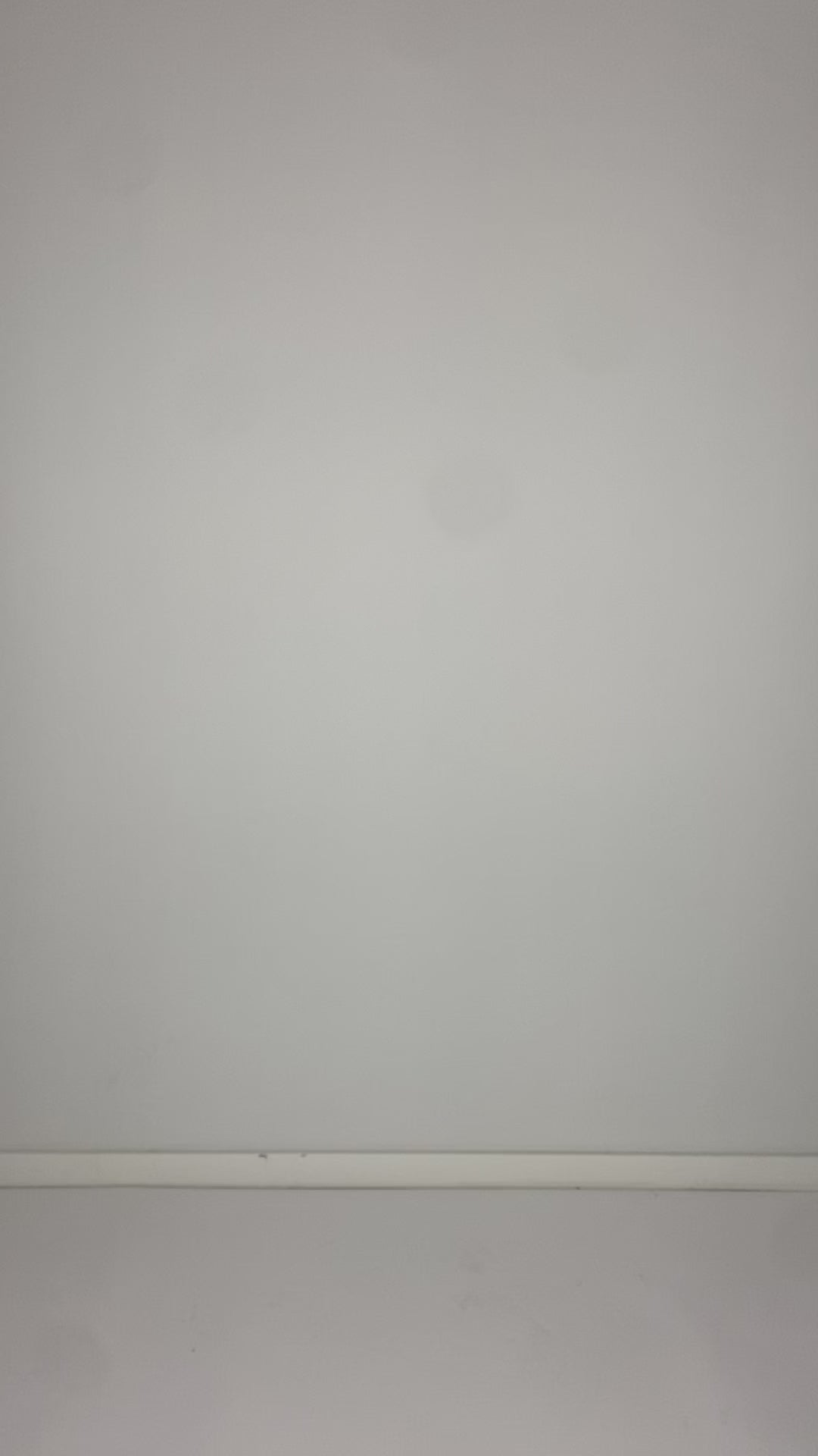 
                  
                    Load and play video in Gallery viewer, 261.09.01 95% CO 5% EA CRUSHED 100 BLACK
                  
                