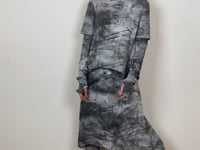 
                  
                    Load and play video in Gallery viewer, 221.06.02 95% co 5% ea 507 ALL OVER PRINT
                  
                