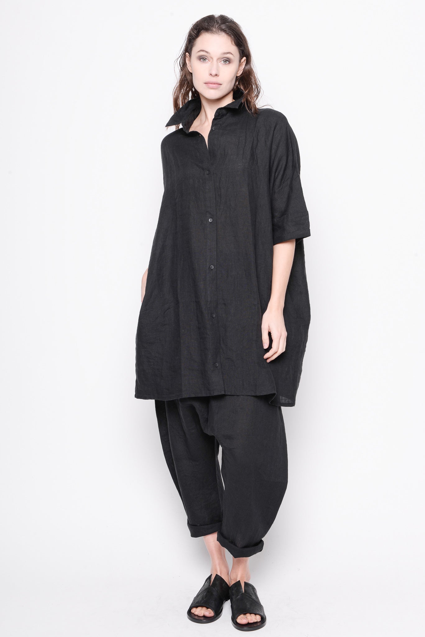 
                  
                    231.15.06 100% LINNEN 100 BLACK
                  
                