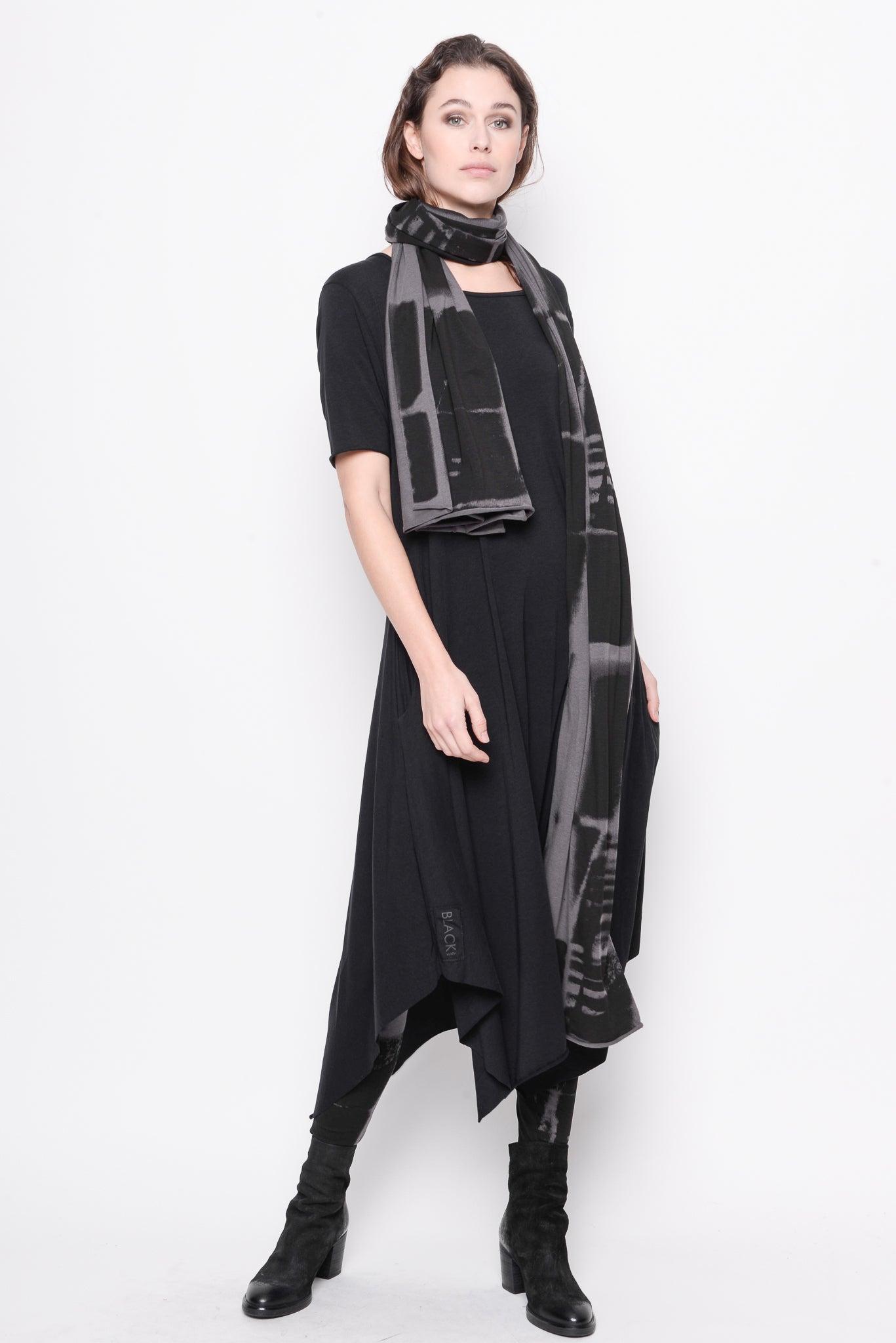 
                  
                    231.09.04 65% LY 35% CO 5% EA 100 BLACK
                  
                