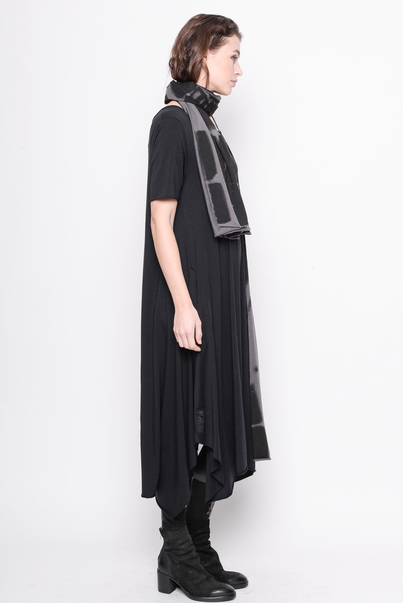 
                  
                    231.09.04 65% LY 35% CO 5% EA 100 BLACK
                  
                