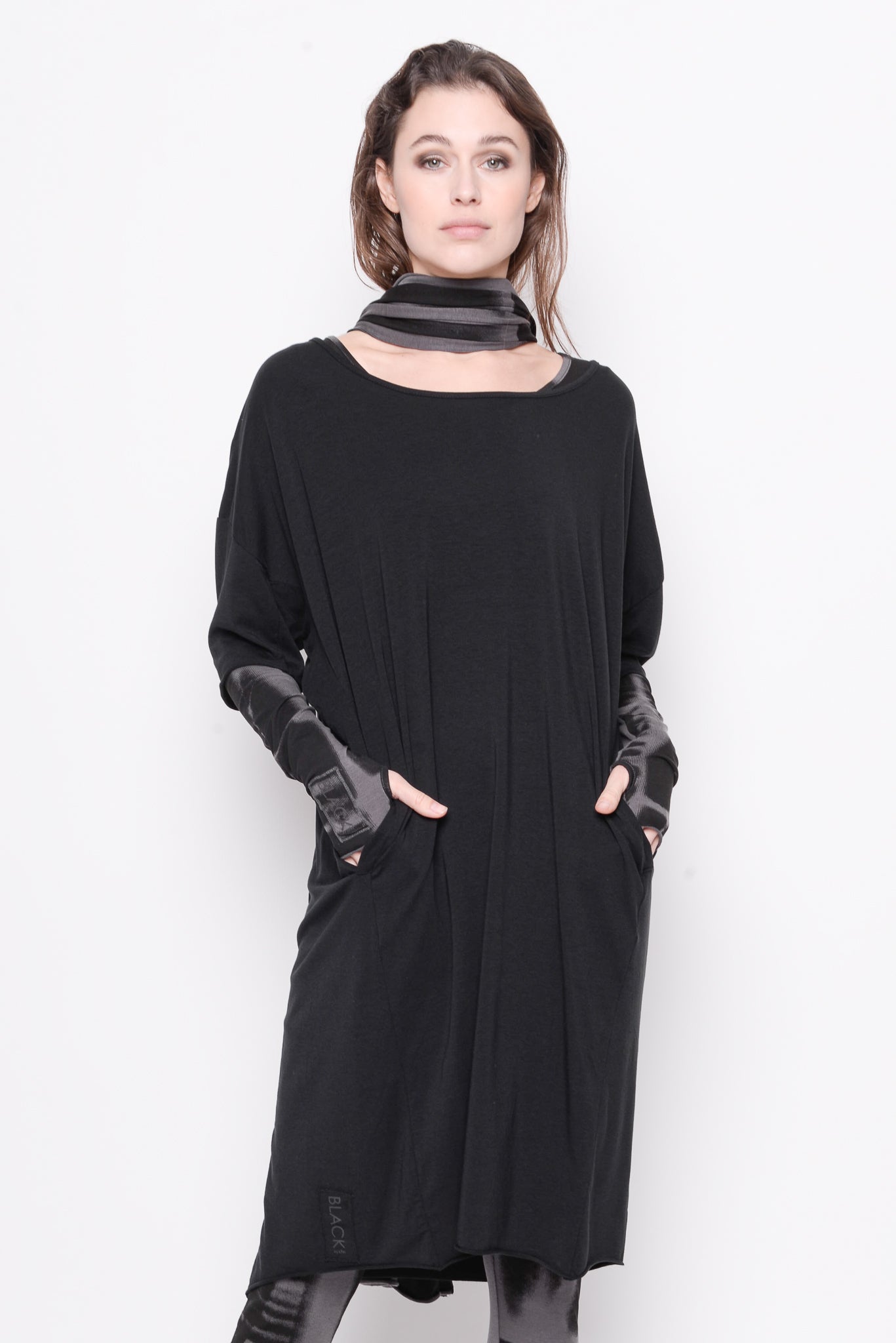 
                  
                    231.09.06 65% LY 35% CO 5% EA 100 BLACK
                  
                