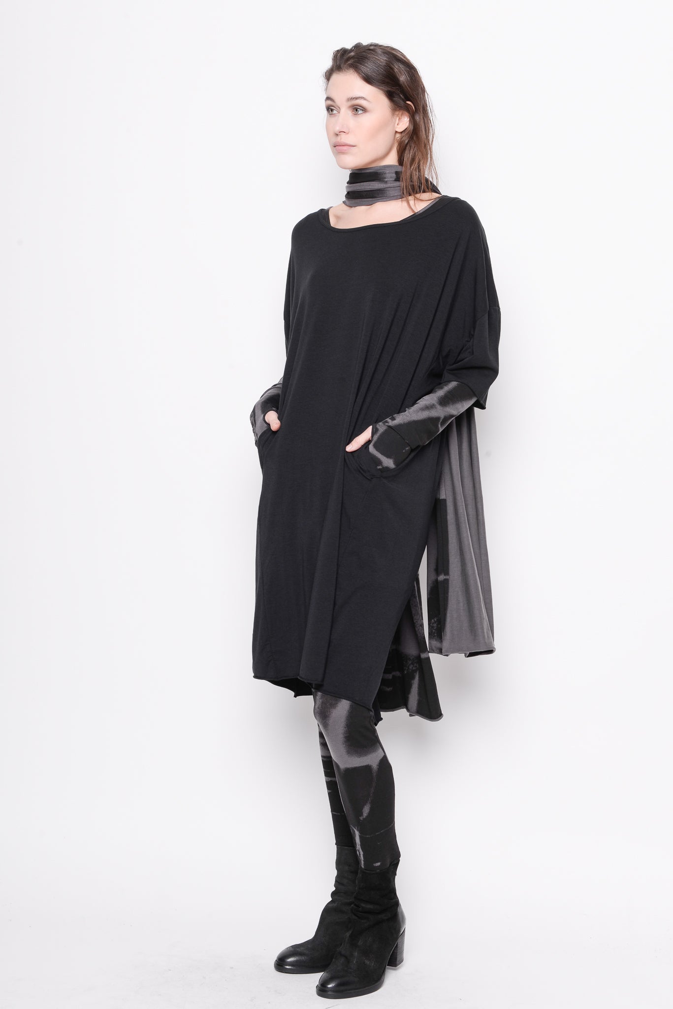 
                  
                    231.09.06 65% LY 35% CO 5% EA 100 BLACK
                  
                