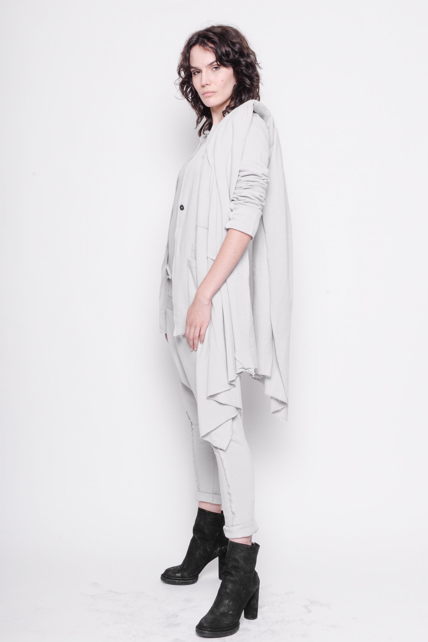 
                  
                    221.02.02 americanfleece100%co 300 VAPOR
                  
                