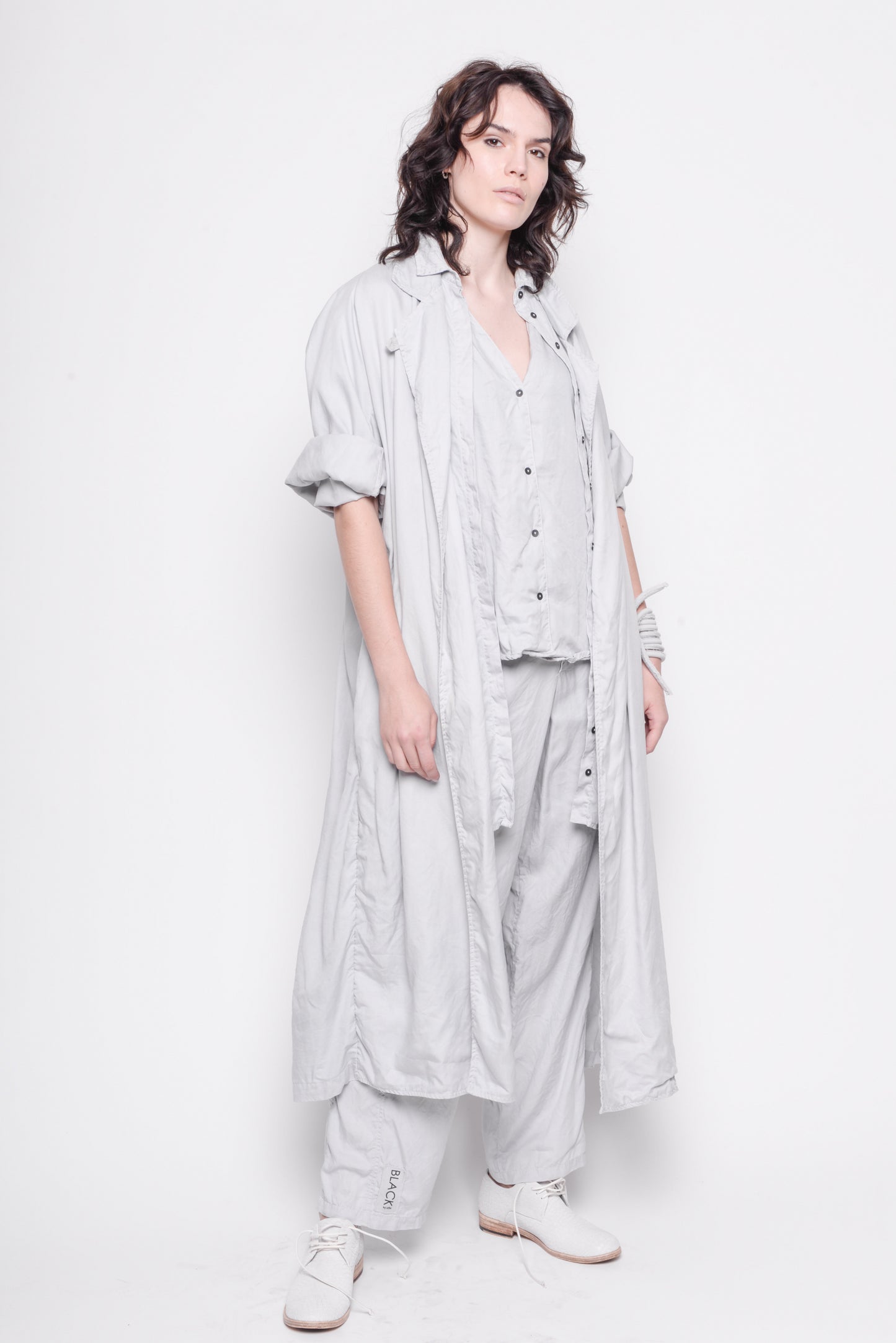 
                  
                    221.07.10 fabric 100% CLY 300 VAPOR
                  
                